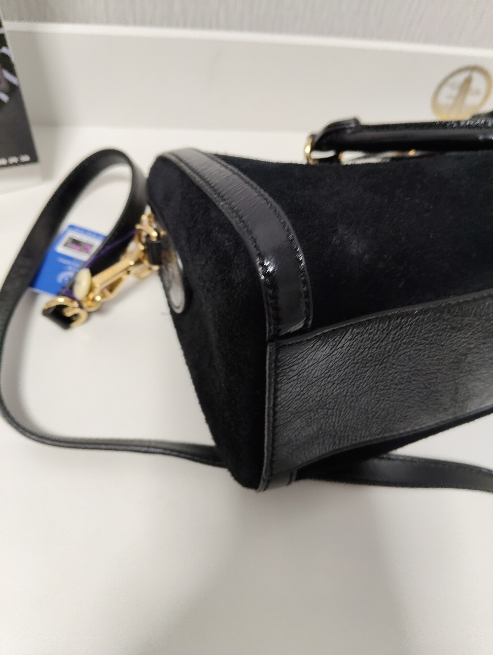 Gucci Black Velvet Top Handle Satchel with Green-Red Stripe - Picture 5 of 9